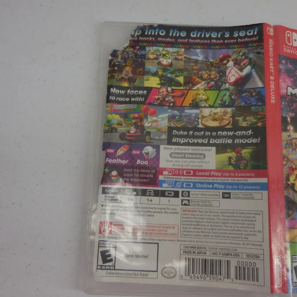 Mario Kart 8 Deluxe Nintendo Switch Game with Case HAC-P-AABPA USA